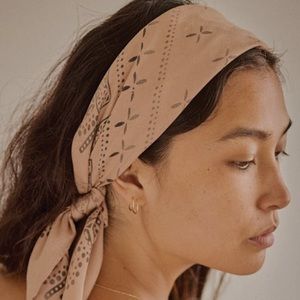 OZMA of California: 1930s Bandana Rosehip